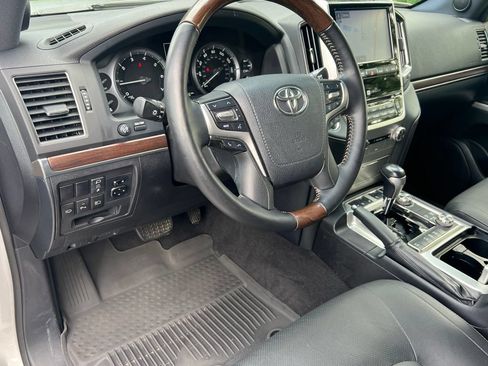 Used 2021 Toyota Land Cruiser Heritage Edition AWD/4WD image 29
