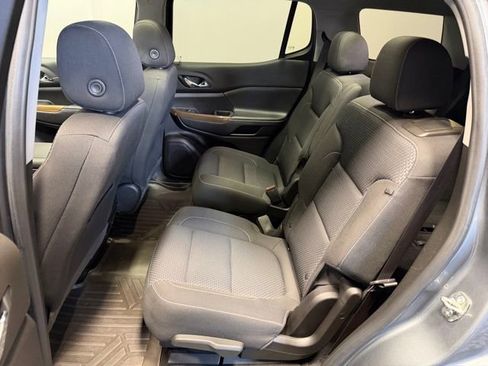 Used 2021 GMC Acadia SLE w/ Driver Convenience Package image 17