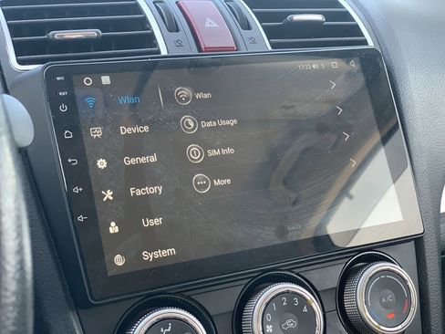 Used 2017 Subaru Crosstrek 2.0i Premium image 12