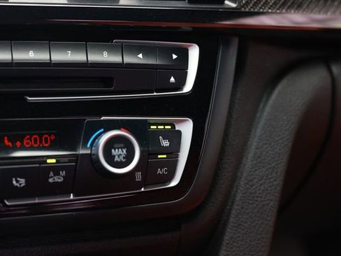 Used 2015 BMW M4 Coupe image 37