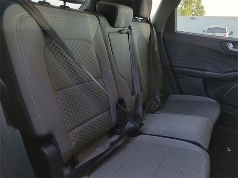 Used 2021 Ford Escape SE w/ SE Sport Appearance Package image 26