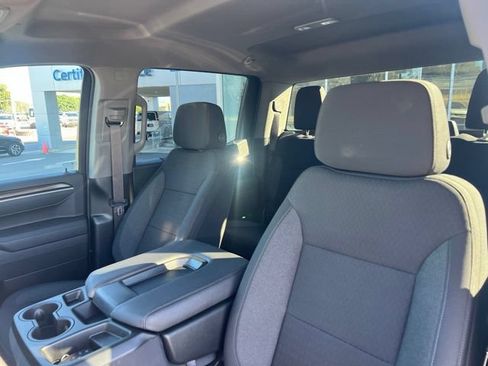 Used 2025 Chevrolet Silverado 1500 RST AWD/4WD image 16