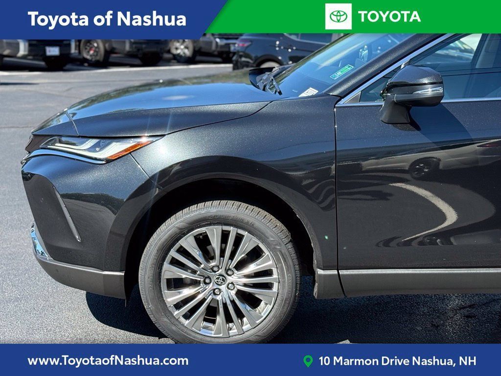 Certified 2023 Toyota Venza XLE AWD/4WD image 1