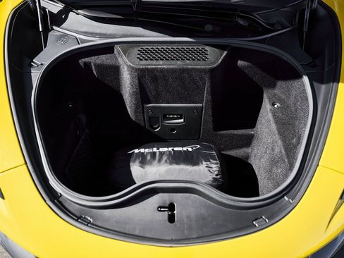 Used 2019 McLaren 600LT image 16