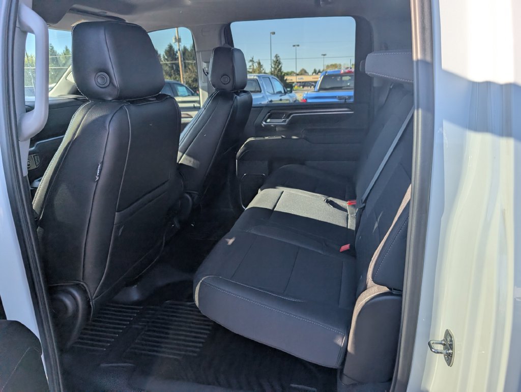 Used 2024 Chevrolet Silverado 2500 LT AWD/4WD image 10