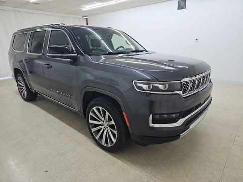 Used 2023 Jeep Grand Wagoneer L Series II image 14