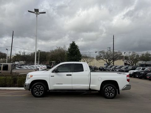 Used 2015 Toyota Tundra SR5 w/ TRD Off Road Package image 4