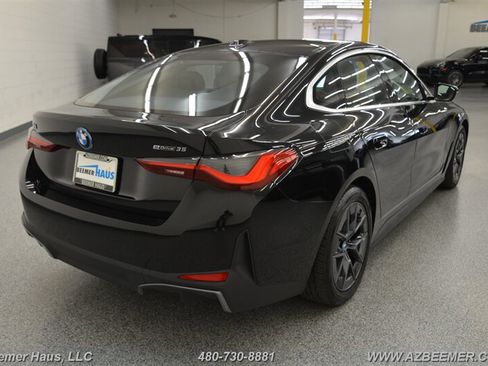 Used 2023 BMW i4 eDrive35 w/ Premium Package RWD image 11