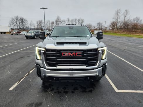 New 2026 GMC Sierra 2500 Pro image 2