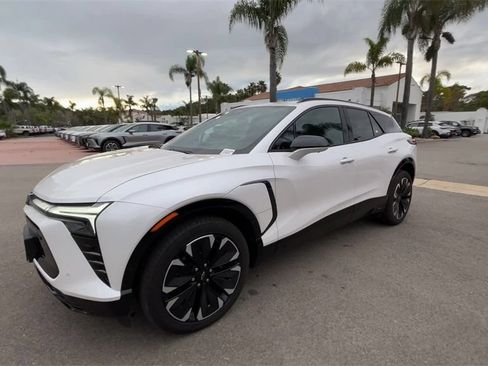 New 2025 Chevrolet Blazer EV RS w/ Super Cruise Package AWD/4WD image 4