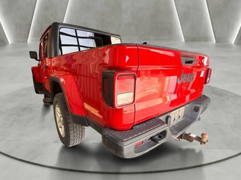 Used 2021 Jeep Gladiator Sport AWD/4WD image 4