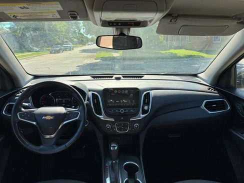 Used 2018 Chevrolet Equinox LT w/ Sun & Infotainment Package FWD image 14