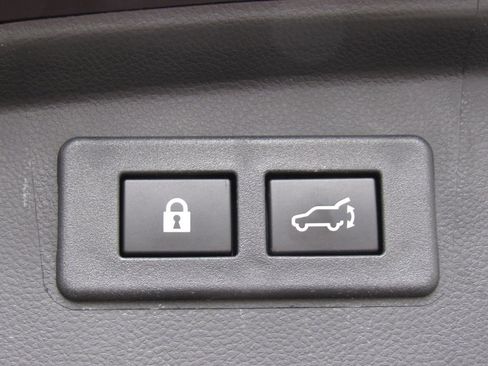 Used 2024 Subaru Outback Touring XT w/ Popular Package #2 image 23