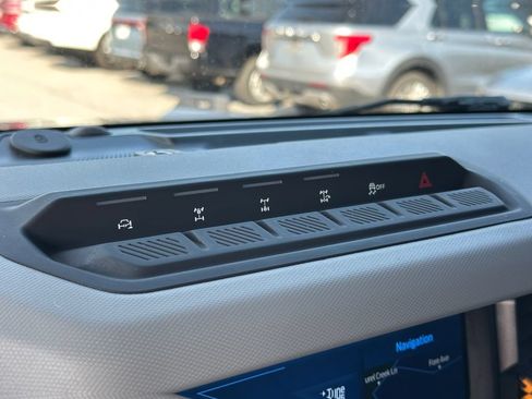 Used 2021 Ford Bronco Badlands AWD/4WD image 24