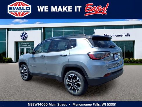 Used 2022 Jeep Compass Limited AWD/4WD image 5