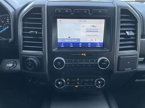 Used 2021 Ford Expedition Max XLT image 13