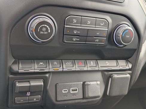 New 2026 Chevrolet Silverado 1500 Custom Trail Boss w/ LPO, Dark Essentials Package image 18