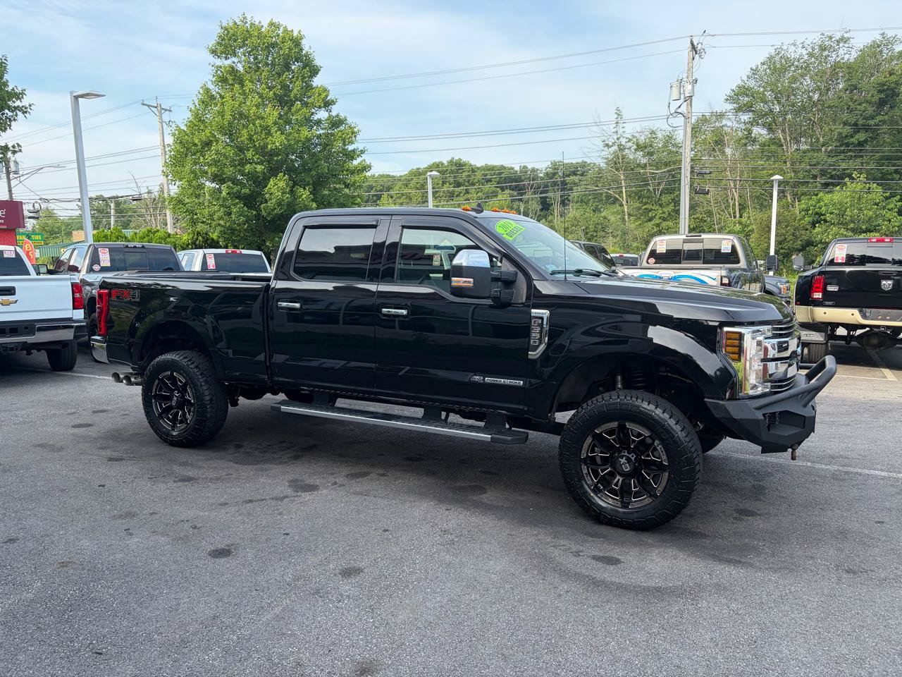 Used 2019 Ford F350 Lariat w/ Lariat Ultimate Package AWD/4WD image 5