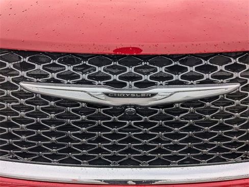New 2026 Chrysler Pacifica Select image 9