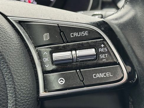 Used 2021 Kia Seltos EX image 18