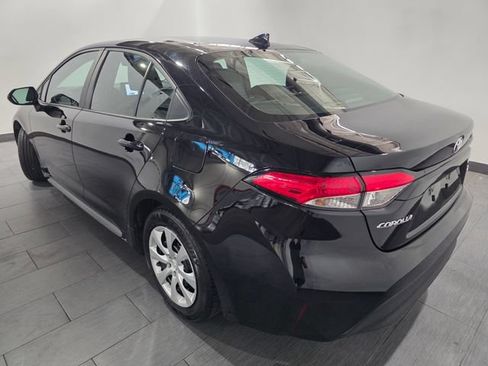 Used 2024 Toyota Corolla LE FWD image 3