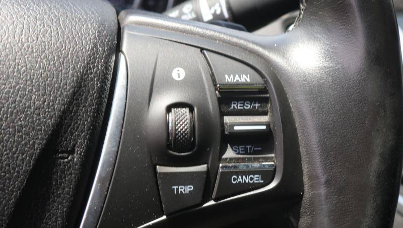 Used 2020 Acura TLX FWD image 10