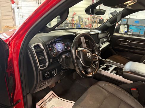 Used 2020 RAM 1500 Big Horn AWD/4WD image 35