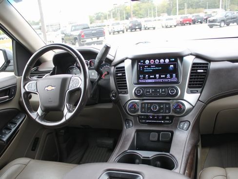 Used 2018 Chevrolet Tahoe LT image 9
