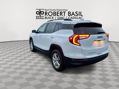 Used 2024 GMC Terrain SLE w/ Driver Convenience Package AWD/4WD image 6