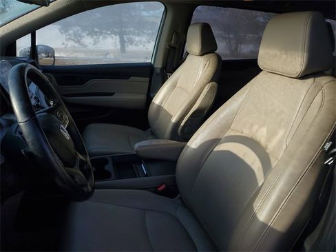 Used 2019 Honda Odyssey EX-L image 16