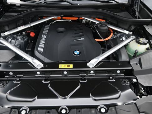 Used 2026 BMW X5 xDrive50e w/ Premium Package image 21