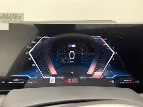 New 2026 BMW X7 xDrive40i w/ M Sport Package image 17