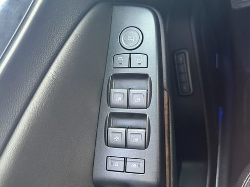 Used 2019 Chevrolet Tahoe LT RWD image 27