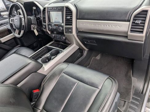 Certified 2021 Ford F250 Lariat w/ Chrome Package image 49