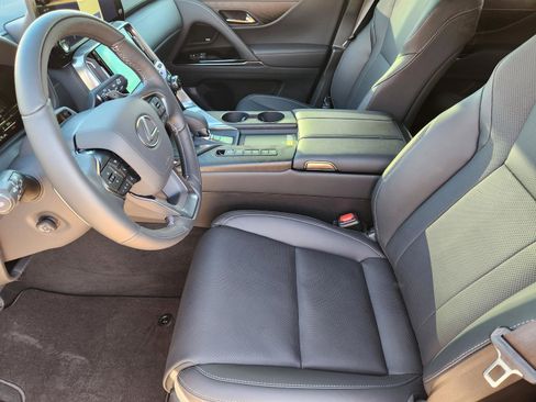 New 2026 Lexus LX 700h Luxury AWD/4WD image 5