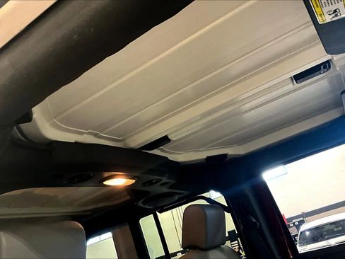 Used 2008 Jeep Wrangler Unlimited Sahara w/ Trailer Tow Group image 12