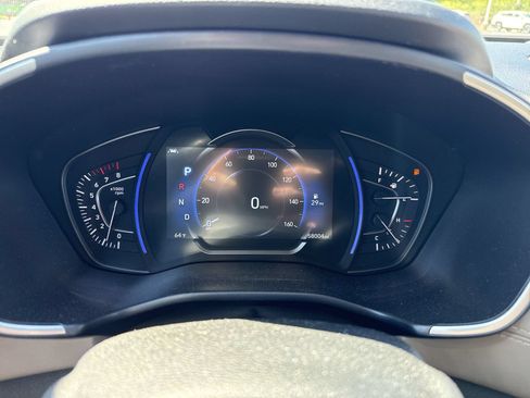 Used 2020 Hyundai Santa Fe Limited AWD/4WD image 16