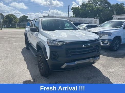 Used 2025 Chevrolet Colorado Trail Boss image 7