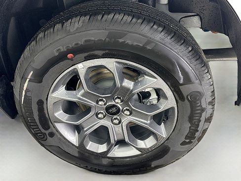 New 2025 Ford Maverick XLT w/ Equipment Group 301A image 18