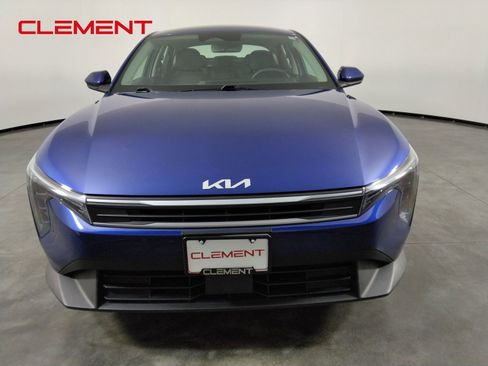 Used 2025 Kia K4 FWD image 2