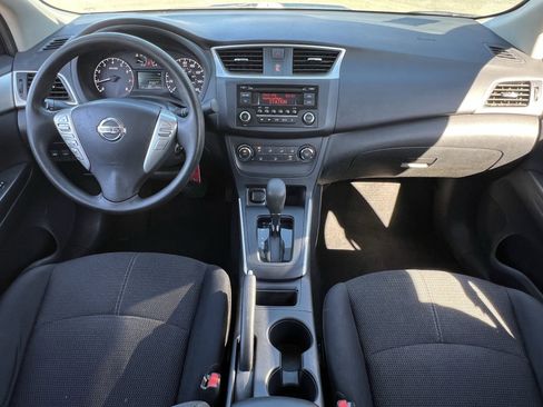 Used 2017 Nissan Sentra S image 2