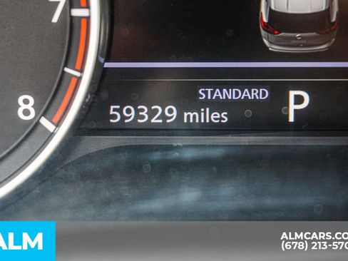 Used 2024 Nissan Rogue SV FWD image 55