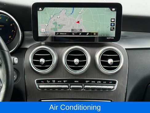 Used 2022 Mercedes-Benz GLC 300 4MATIC image 20