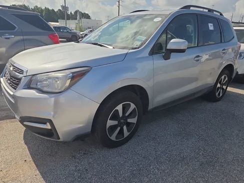 Used 2017 Subaru Forester 2.5i Premium w/ All-Weather Package AWD/4WD image 1