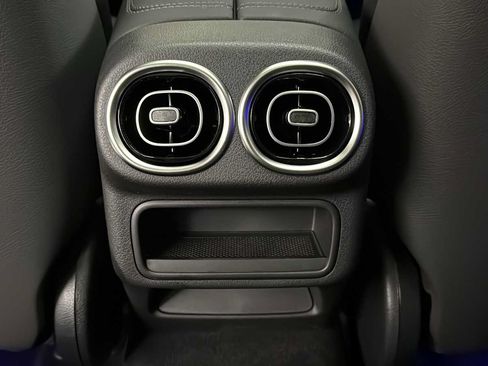 New 2026 Mercedes-Benz GLC 300 4MATIC image 28