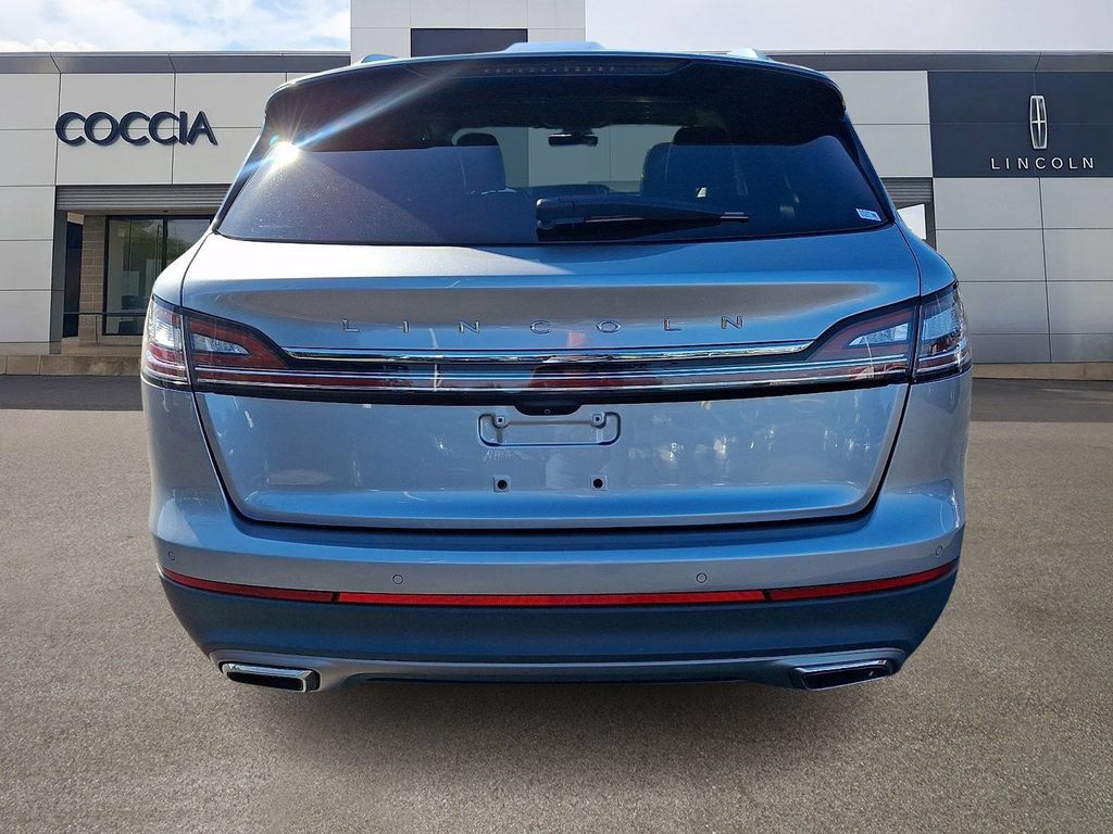 Certified 2023 Lincoln Nautilus Reserve AWD/4WD image 5
