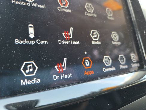Used 2020 Jeep Cherokee Limited AWD/4WD image 18