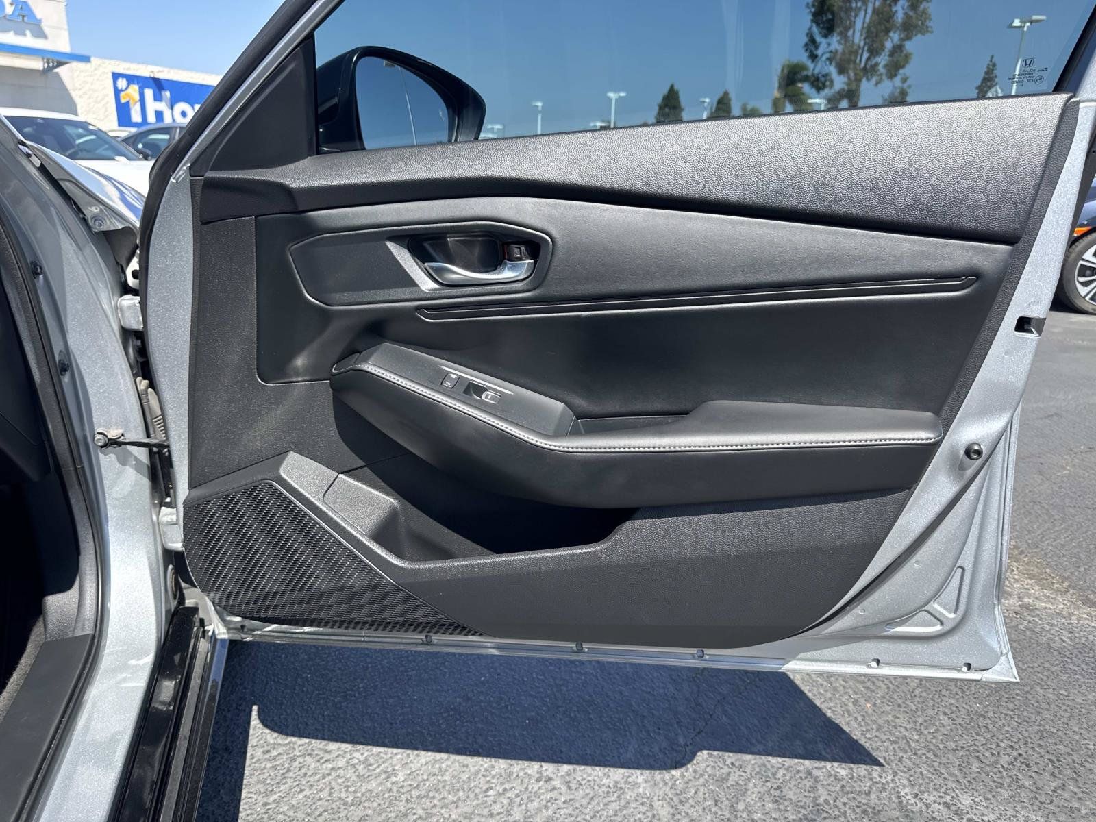 Used 2024 Honda Accord Sport image 32