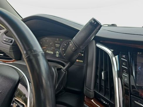 Used 2015 Cadillac Escalade Premium AWD/4WD image 30
