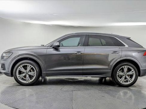 Used 2022 Audi Q8 Premium Plus w/ Premium Plus Package image 3